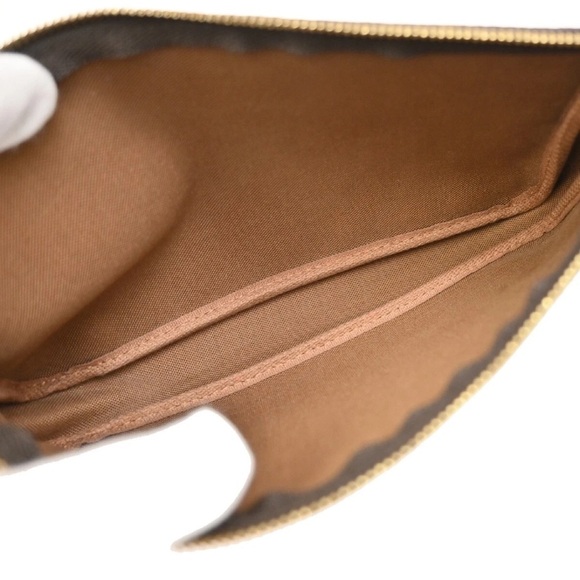 Louis Vuitton Monogram Pochette - Picture 9 of 10